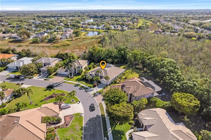Aerial view featuring a residential view
