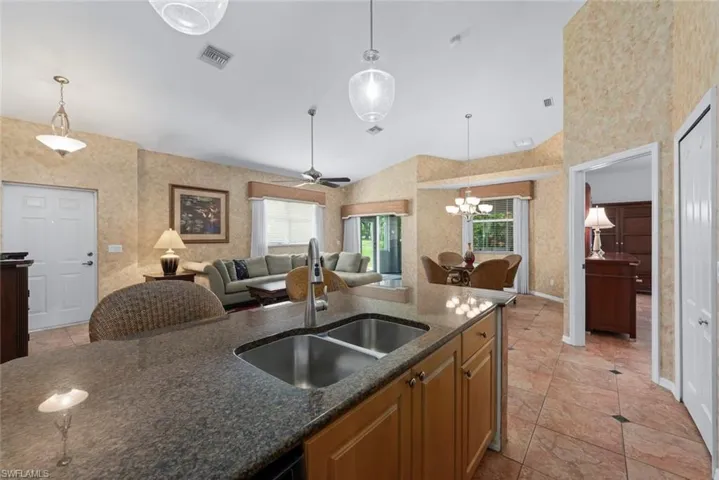 20024 Lake Vista Cir, Lehigh Acres, Florida 33936