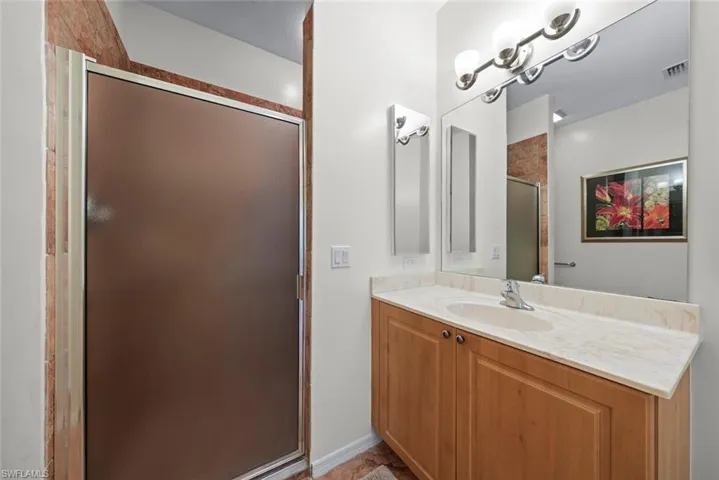 20024 Lake Vista Cir, Lehigh Acres, Florida 33936