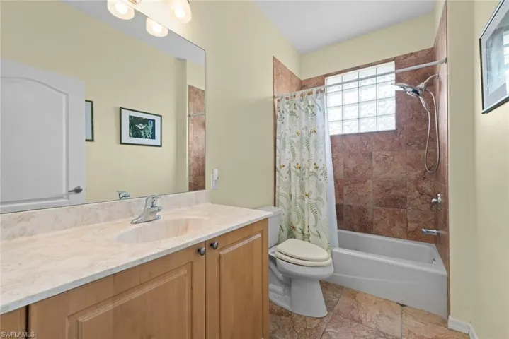 20024 Lake Vista Cir, Lehigh Acres, Florida 33936