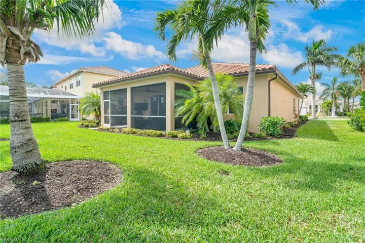 2663 Amber Lake Dr, Cape Coral Fl 33909