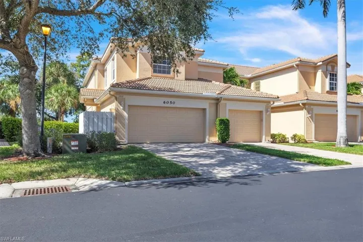 6050  Jonathans Bay  CIR, Fort Myers, FL 33908