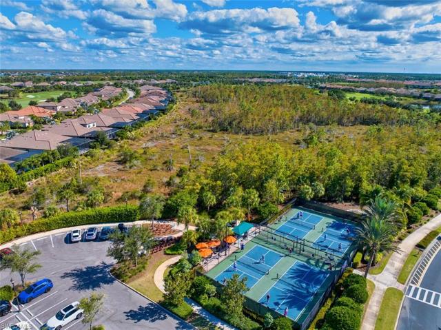 Pickleball Courts