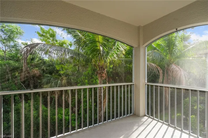 18261 Creekside Preserve Loop 202, Fort Myers, Florida 33908