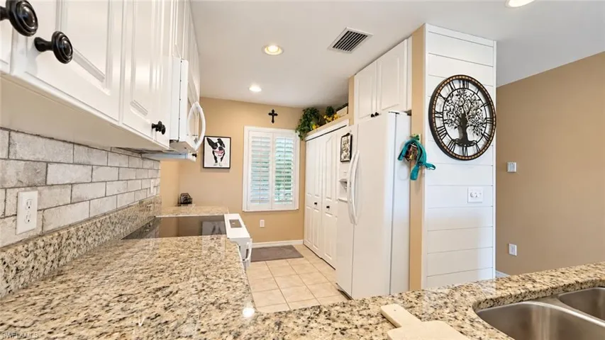 26397 Nadir Rd 103, Punta Gorda, Florida 33983