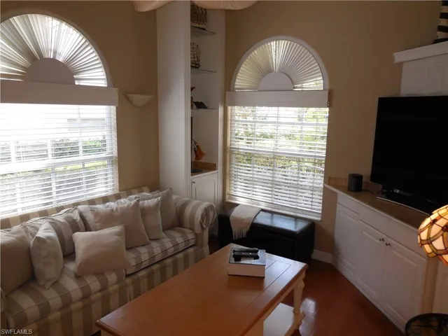 4456 Prescott Ln, Naples, Florida 34119