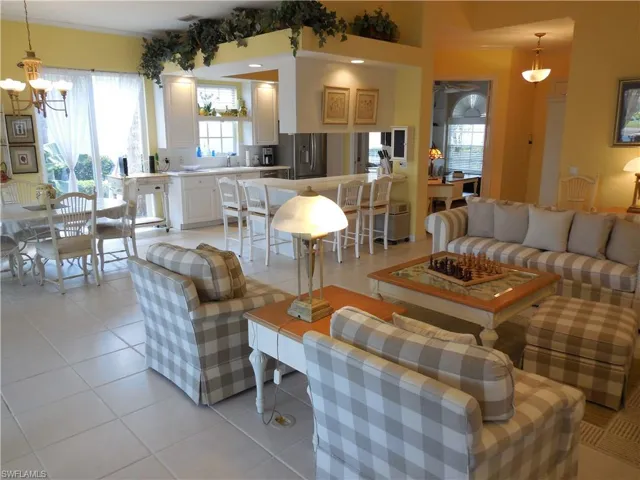 4456 Prescott Ln, Naples, Florida 34119