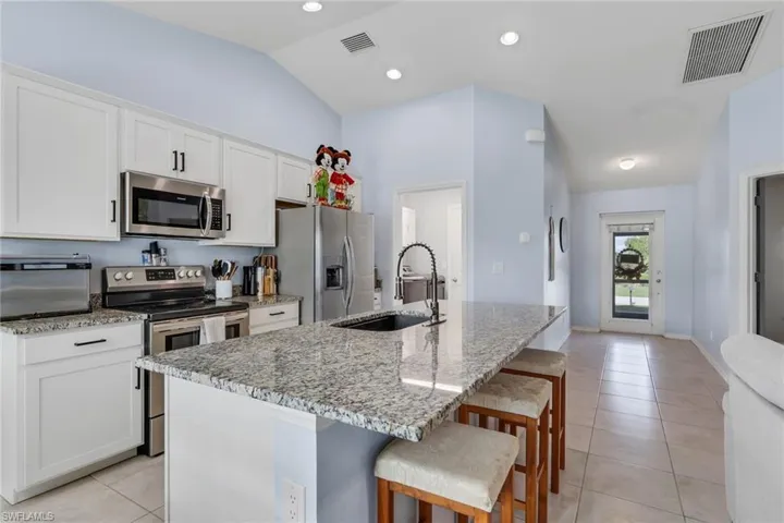 2503 Nw 21st Pl, Cape Coral, Florida 33993