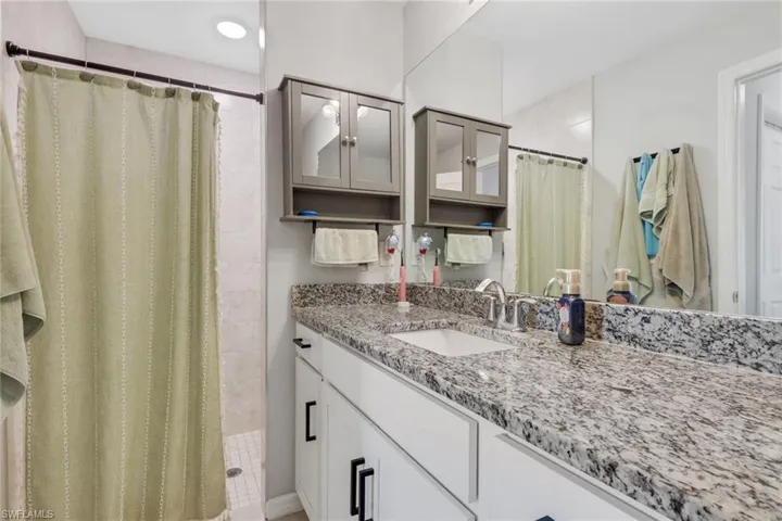 2503 Nw 21st Pl, Cape Coral, Florida 33993
