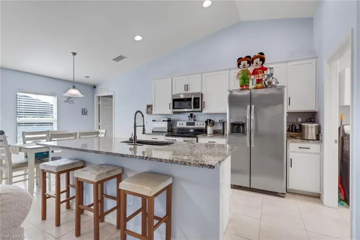 2503 Nw 21st Pl, Cape Coral, Florida 33993
