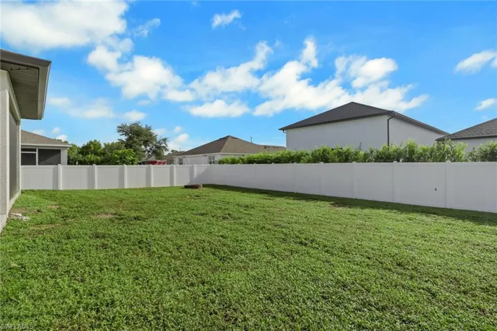 2503 Nw 21st Pl, Cape Coral, Florida 33993