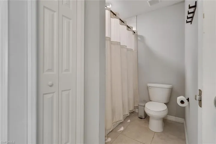 2503 Nw 21st Pl, Cape Coral, Florida 33993