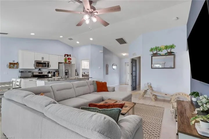 2503 Nw 21st Pl, Cape Coral, Florida 33993