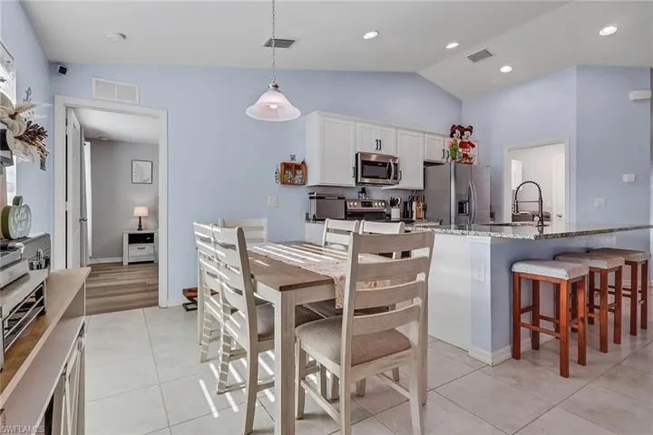 2503 Nw 21st Pl, Cape Coral, Florida 33993