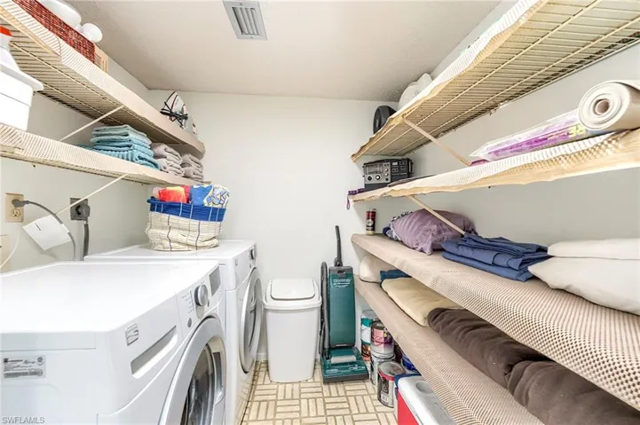 4253 Bay Beach Ln # C3, Fort Myers Beach, Florida 33931
