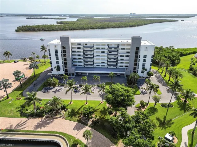 4253 Bay Beach Ln # C3, Fort Myers Beach, Florida 33931