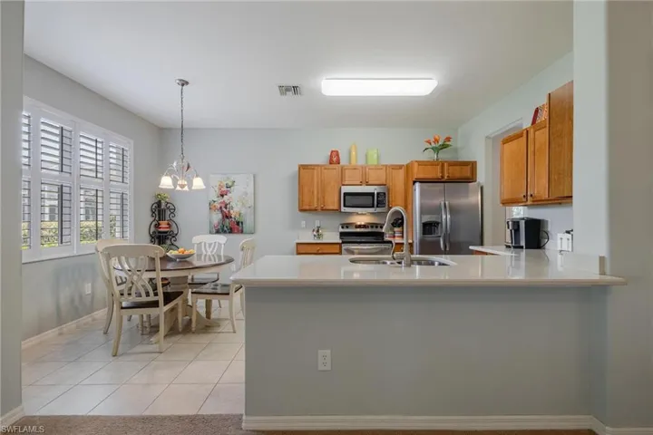 Eat in kitchen