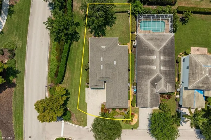 2600  Maraval  CT, Cape Coral, FL 33991