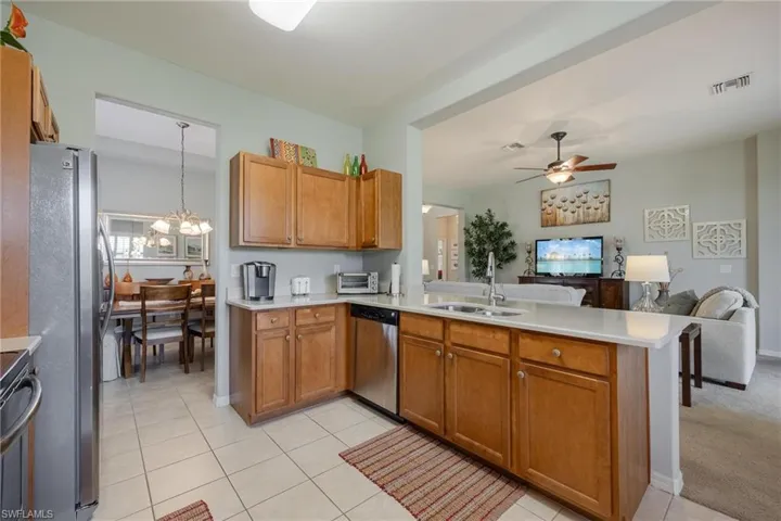 2600  Maraval  CT, Cape Coral, FL 33991