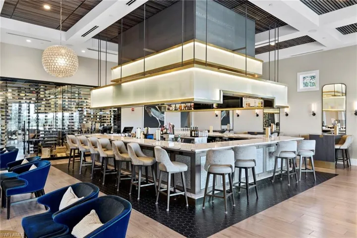 Signature Bar