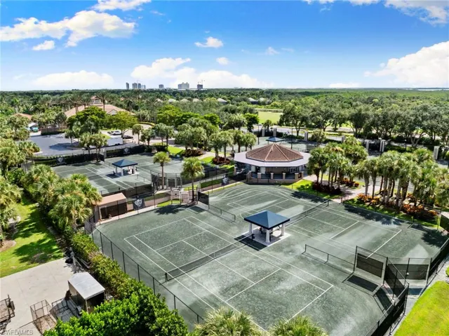 Tennis