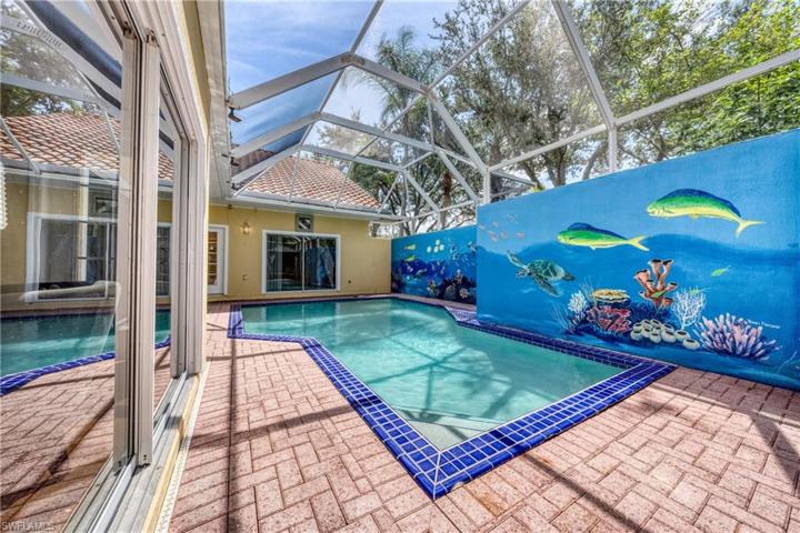 Private pool