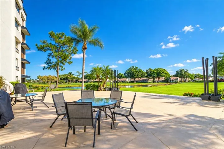 Ground Level Patio with Grills