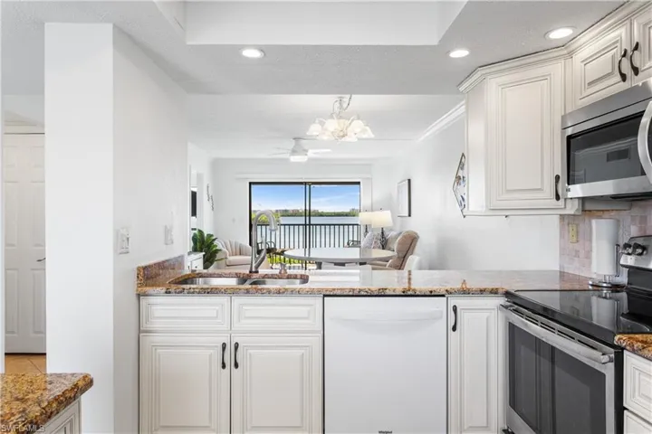 An abundance of natural light!