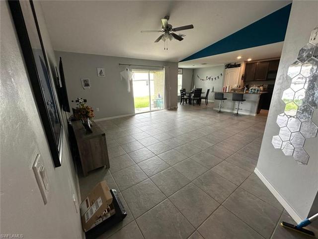 828 Sea Urchin CIR, FORT MYERS FL 33913