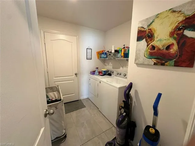 828 Sea Urchin CIR, FORT MYERS FL 33913