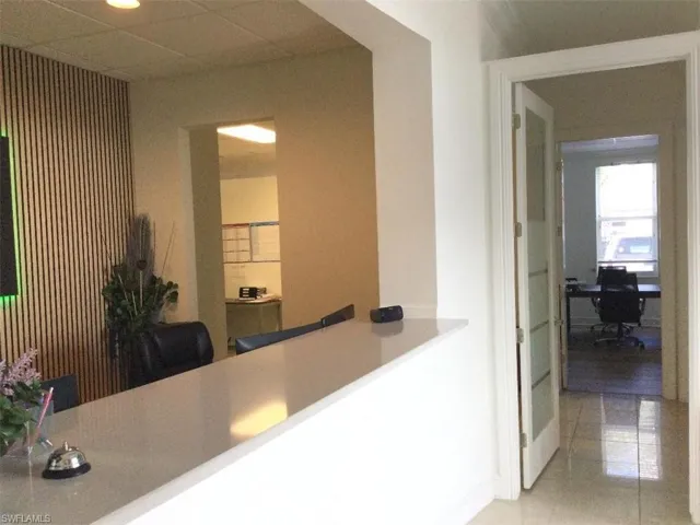 2675 S Horseshoe Dr # 404, Naples, Florida 34104