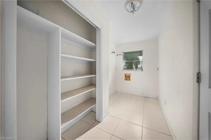 219 46th Ter, Cape Coral, Florida 33904