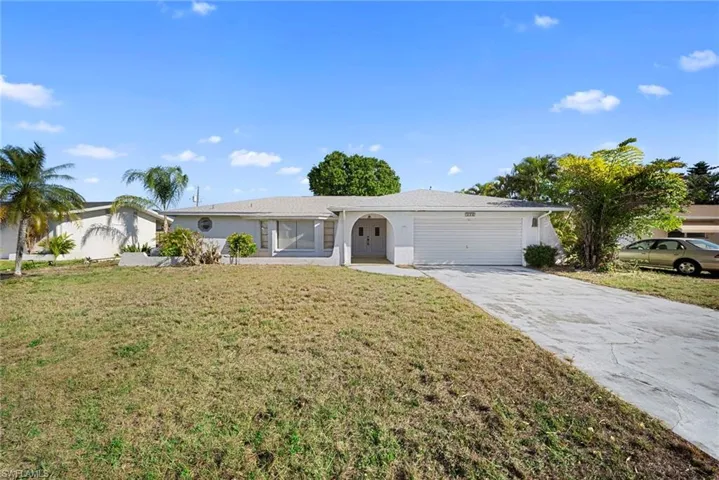 219 46th Ter, Cape Coral, Florida 33904