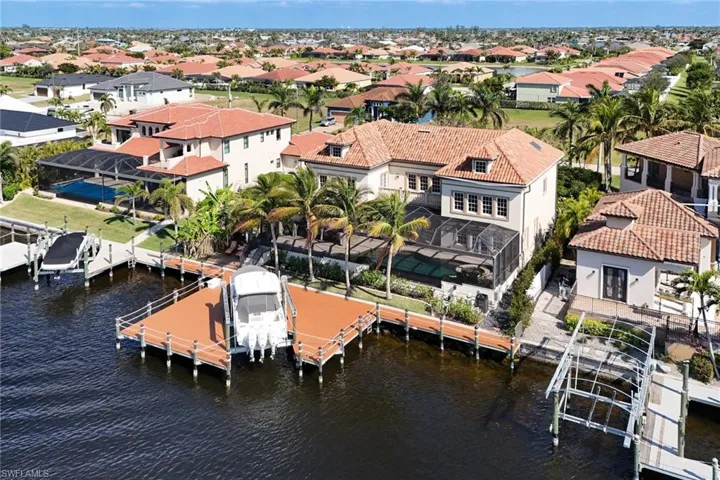 Exquisite neighborhood for serious Boaters
