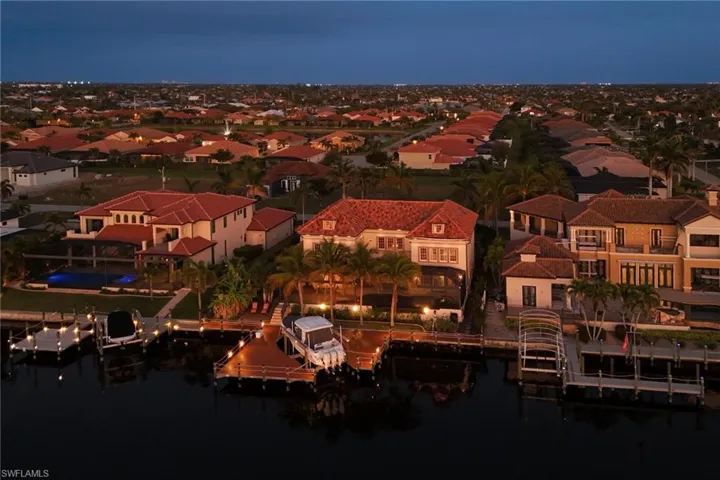 Seductively beautiful at dusk