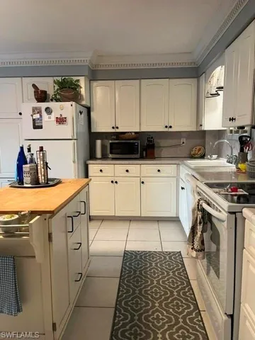 4802 Tudor Dr 202, Cape Coral, Florida 33904