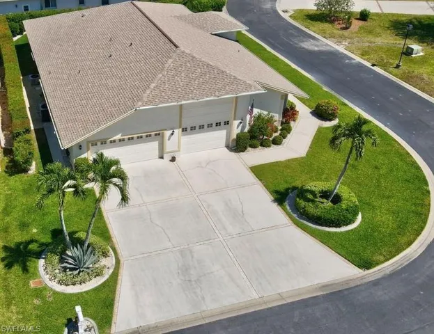Overview of home showing driveway