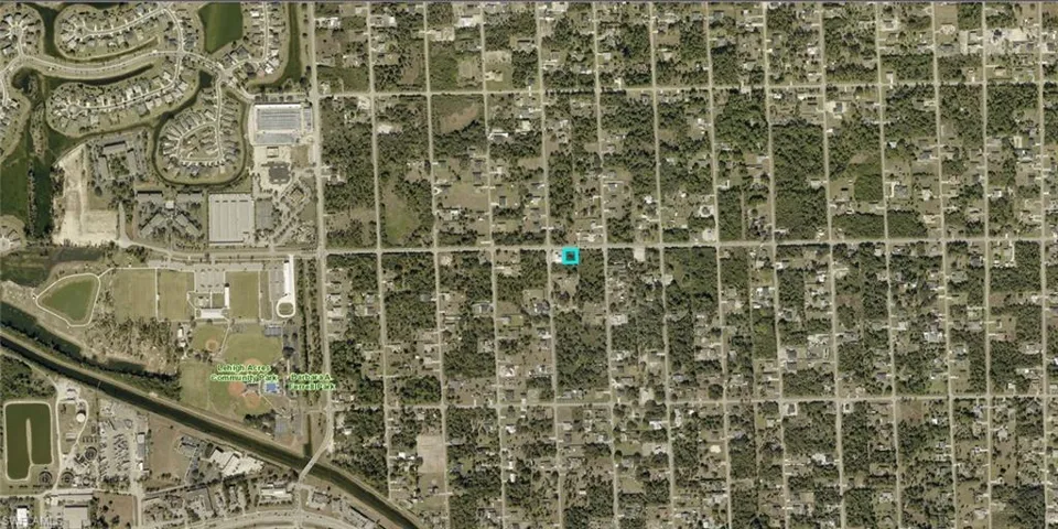 Aerial Map. Displaying the property's location and surrounding area