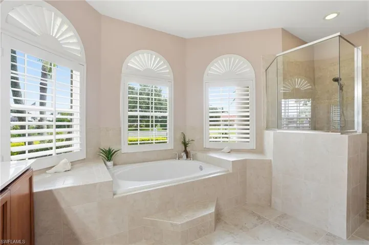 18391 Royal Hammock Blvd, Naples, Florida 34114
