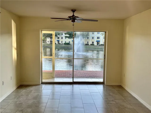 8224 Key Royal Cir 211, Naples, Florida 34119