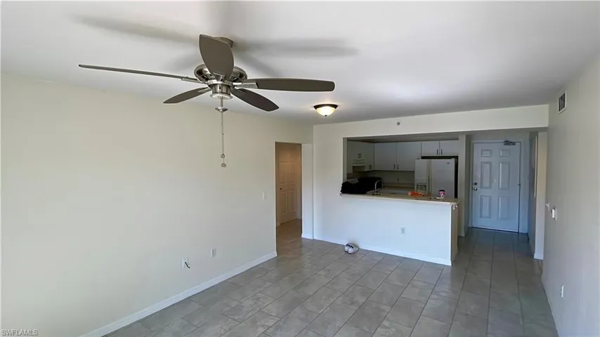 8224 Key Royal Cir 211, Naples, Florida 34119