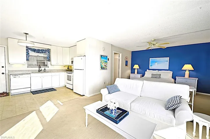 Sun-soaked rooms all day long!