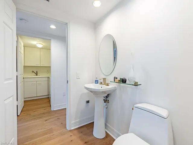7425 Pelican Bay Blvd 206, Naples, Florida 34108