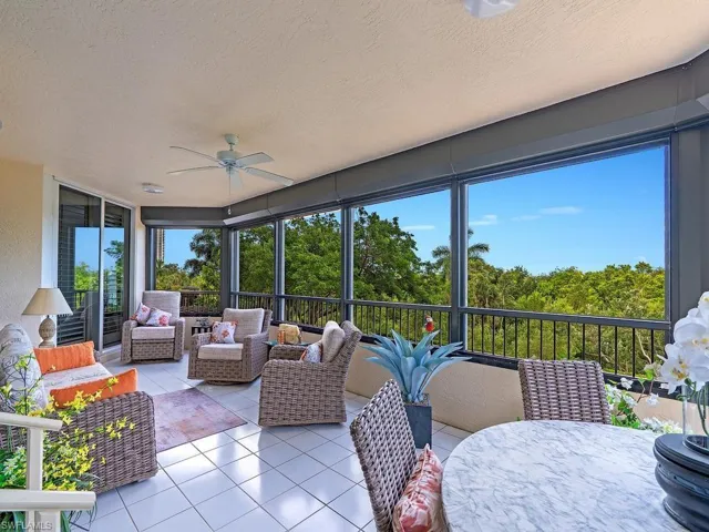 7425 Pelican Bay Blvd 206, Naples, Florida 34108