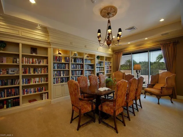 7425 Pelican Bay Blvd 206, Naples, Florida 34108