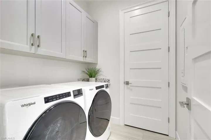 6505 Dominica Dr 201, Naples, Florida 34113