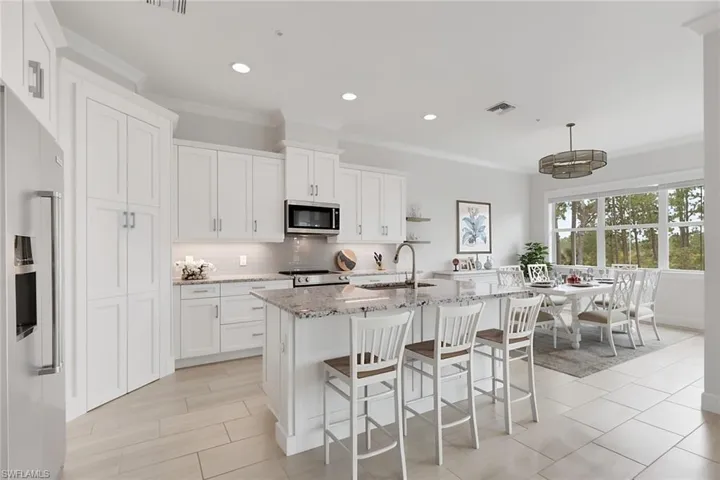 6505 Dominica Dr 201, Naples, Florida 34113