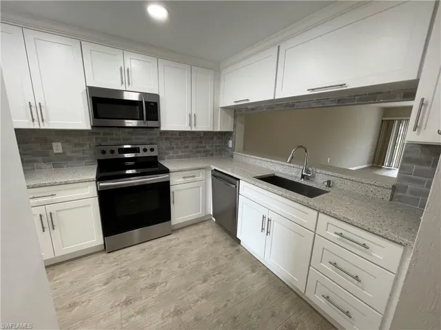 1200 Commonwealth Cir 103, Naples, Florida 34116