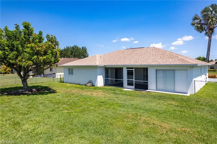 1322 NE 2nd  ST, Cape Coral, FL 33909