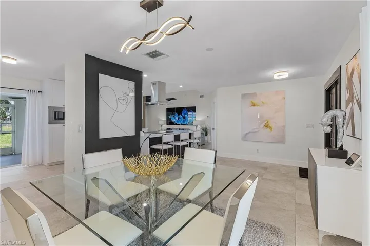 1322 NE 2nd  ST, Cape Coral, FL 33909